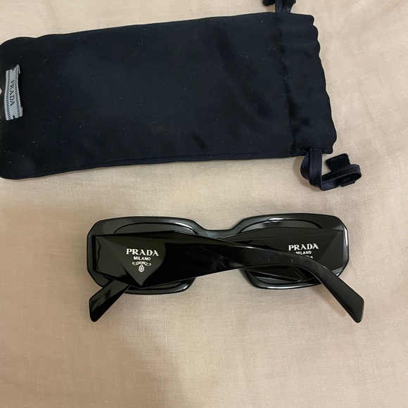Prada symbole sunglasses - Picture 1 of 5